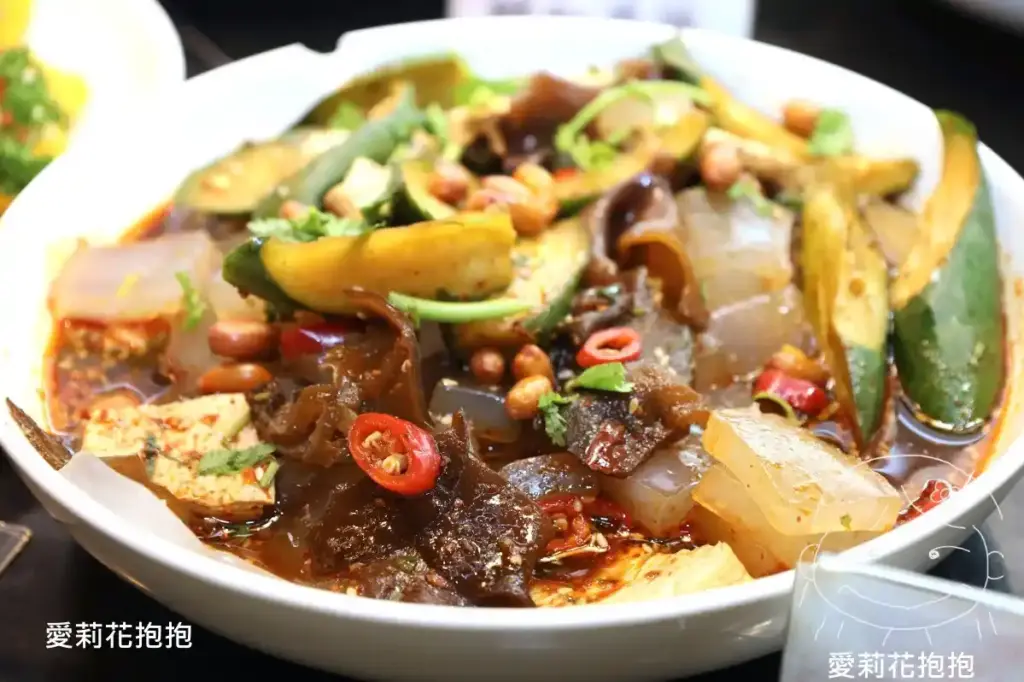 荷蓮蔬食辣蒟蒻