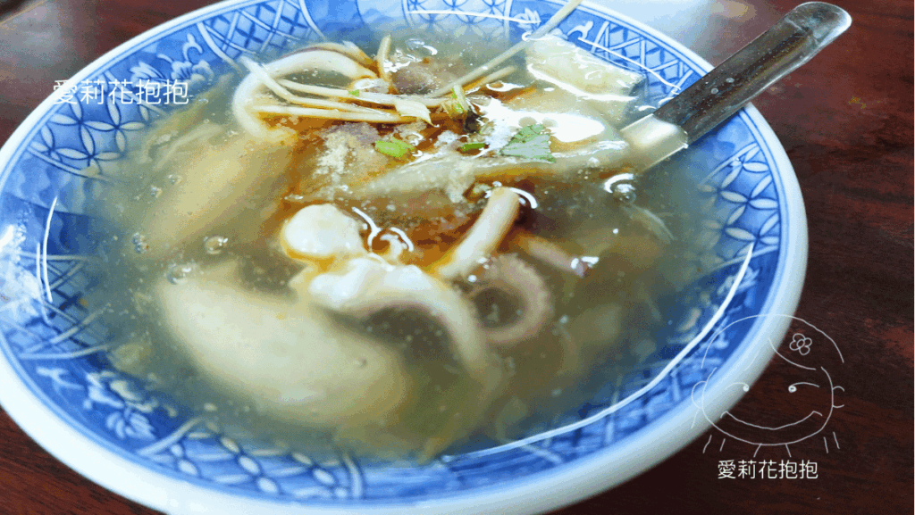 再發號百年肉粽裡面很多海鮮料的綜合湯